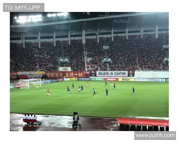 广州恒大对阵广岛的精彩直播盛况全程回顾与分析